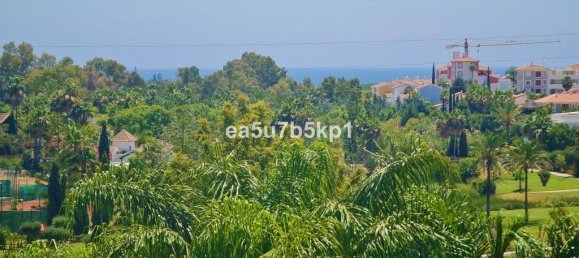 2 bedrooms Penthouse in Estepona, Spain No. 147033 14