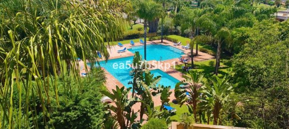 2 bedrooms Penthouse in Estepona, Spain No. 147033 2