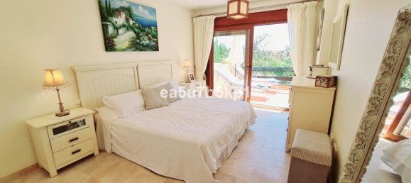2 bedrooms Penthouse in Estepona, Spain No. 147033 8