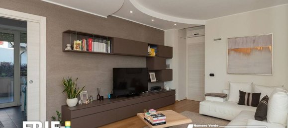 Apartamento de 2 dormitorios en Parabiago, Italy No. 361790 6