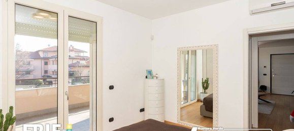 Apartamento de 2 dormitorios en Parabiago, Italy No. 361790 28