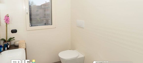 Apartamento de 2 dormitorios en Parabiago, Italy No. 361790 25
