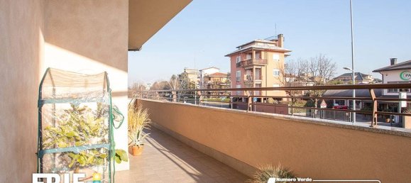 Apartamento de 2 dormitorios en Parabiago, Italy No. 361790 22