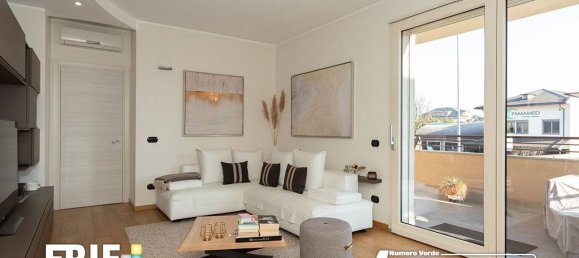 Apartamento de 2 dormitorios en Parabiago, Italy No. 361790 7