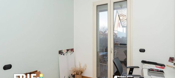 Apartamento de 2 dormitorios en Parabiago, Italy No. 361790 32