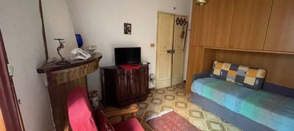 3 rooms Apartment in Ferentino, Italy No. 221453 7