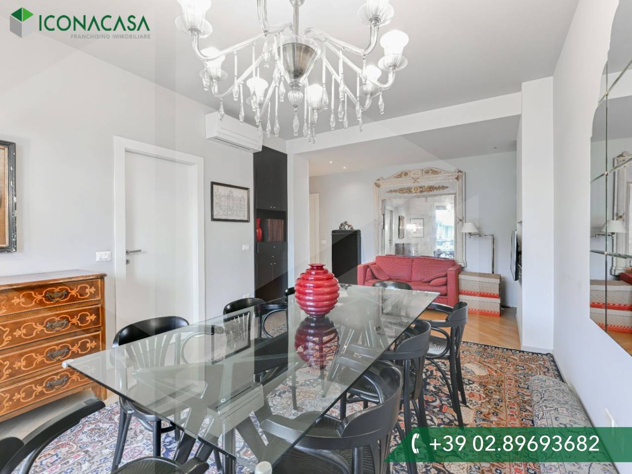 3 rooms Apartment in Milan, Italy No. 241744