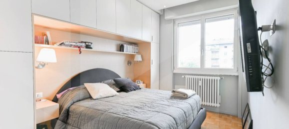 3 rooms Apartment in Milan, Italy No. 241744 19