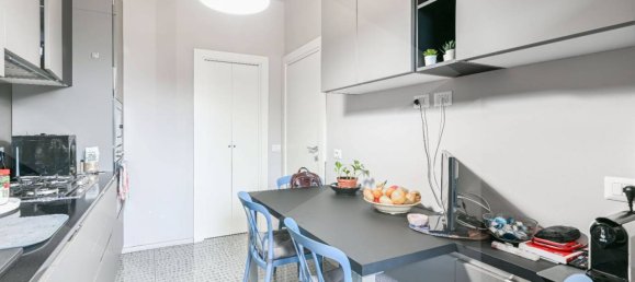 3 rooms Apartment in Milan, Italy No. 241744 15