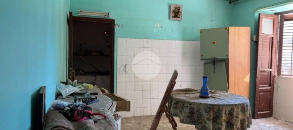 Квартира с 2 спальнями в Палермо, Италия № 48330 8