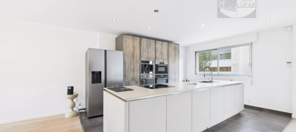 4 bedrooms House in Sceaux, France No. 131157 7