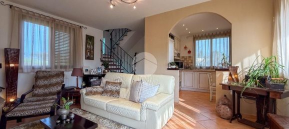 3 rooms Apartment in Misano Adriatico, Italy No. 93770 4