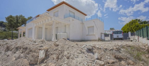 Villa de 4 dormitorios en Alicante, Spain No. 67085 4