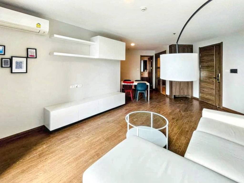 2 bedrooms Condo in Huai Khwang, Thailand No. 59394