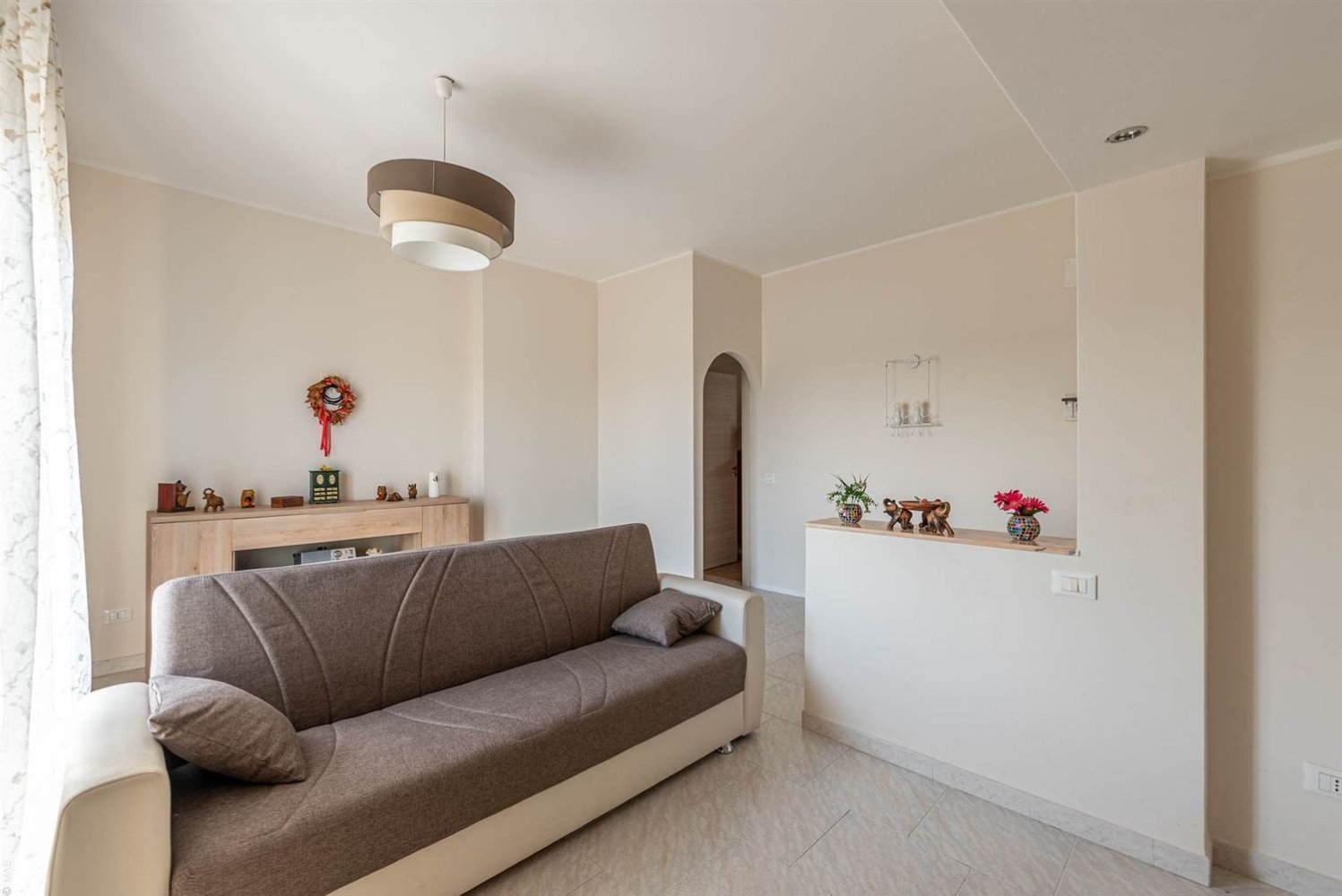 3 rooms Apartment in Palermo, Italy No. 77674