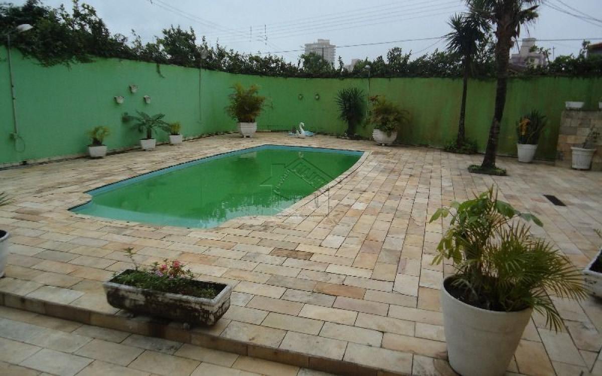 Casa de 4 dormitorios en Sao Paulo, Brazil No. 464988