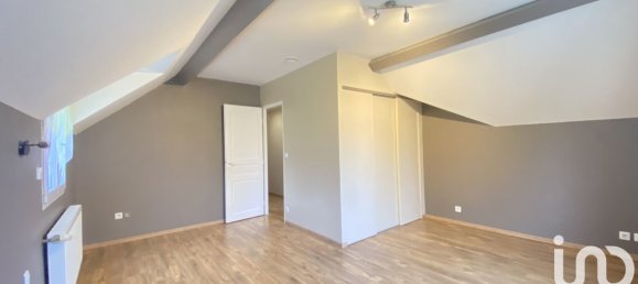 Casa de 4 dormitorios en Loiret, France No. 80412 7