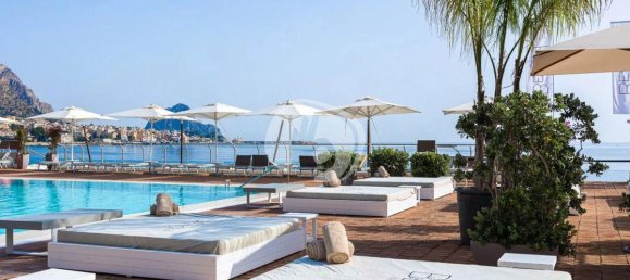 Квартира с 2 комнатами в Санта Флавия, Италия № 130804 18