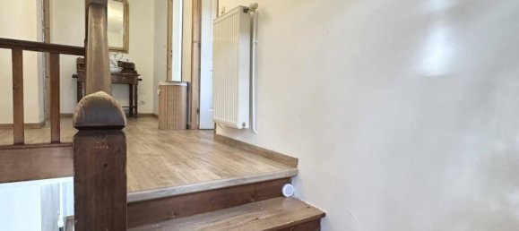 Дом с 6 комнатами в Пинон, Франция № 263571 17