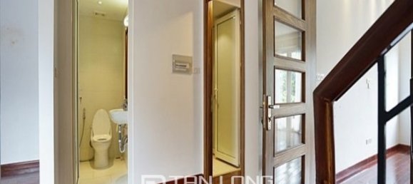 6 bedrooms Villa in Tay Ho, Vietnam No. 1083 11