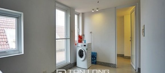 6 bedrooms Villa in Tay Ho, Vietnam No. 1083 14