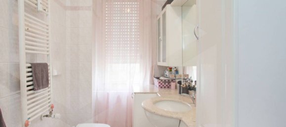 3 rooms Apartment in Milan, Italy No. 241516 16