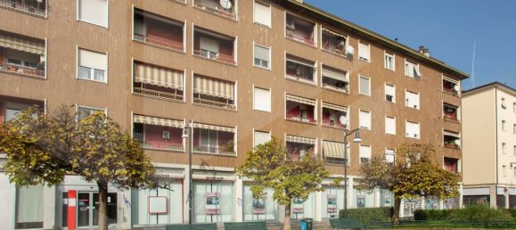 3 rooms Apartment in Milan, Italy No. 241516 24