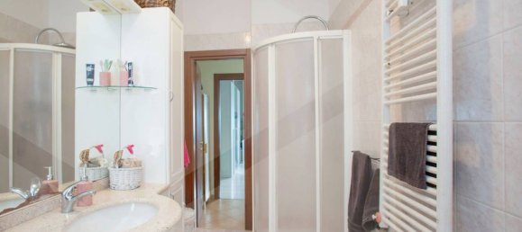 3 rooms Apartment in Milan, Italy No. 241516 17