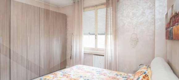 3 rooms Apartment in Milan, Italy No. 241516 9