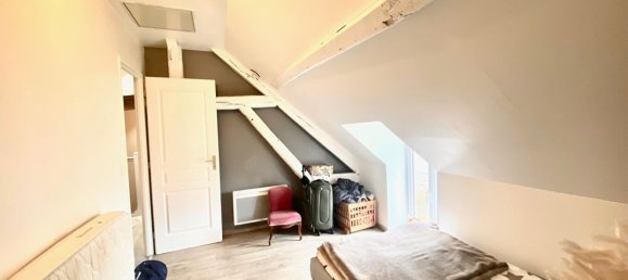 Casa de 4 dormitorios en Sandillon, France No. 61374 9