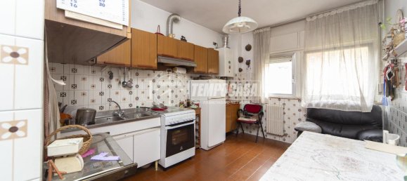 4غرفة شقة في Perugia, Italy رقم 9176 3