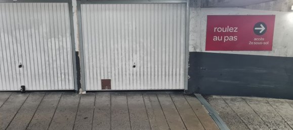 Garaje en Nice, France No. 332422 2