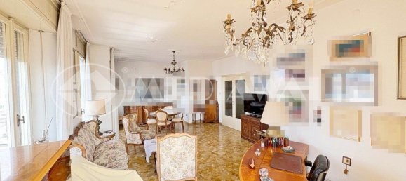 3 Schlafzimmer Wohnung in Pordenone, Italy, Nr. 281309 8