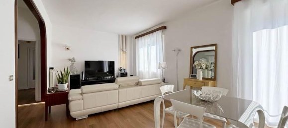 Квартира с 3 комнатами в Гроссето, Италия № 80776 6