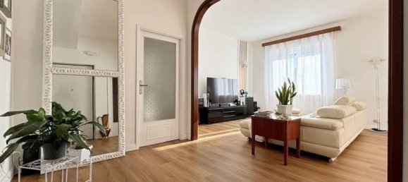 Квартира с 3 комнатами в Гроссето, Италия № 80776 4