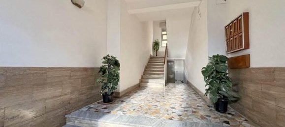 Квартира с 3 комнатами в Гроссето, Италия № 80776 3