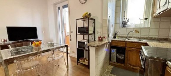 Квартира с 3 комнатами в Гроссето, Италия № 80776 14