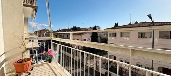 Квартира с 3 комнатами в Гроссето, Италия № 80776 11