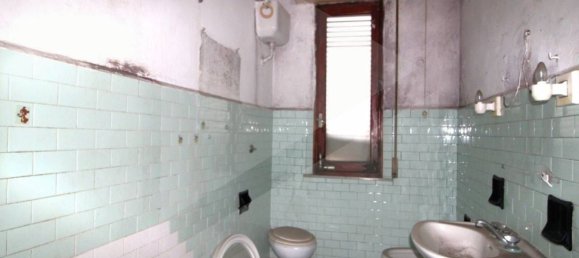 4 rooms Apartment in Castelfranco di Sotto, Italy No. 22044 4