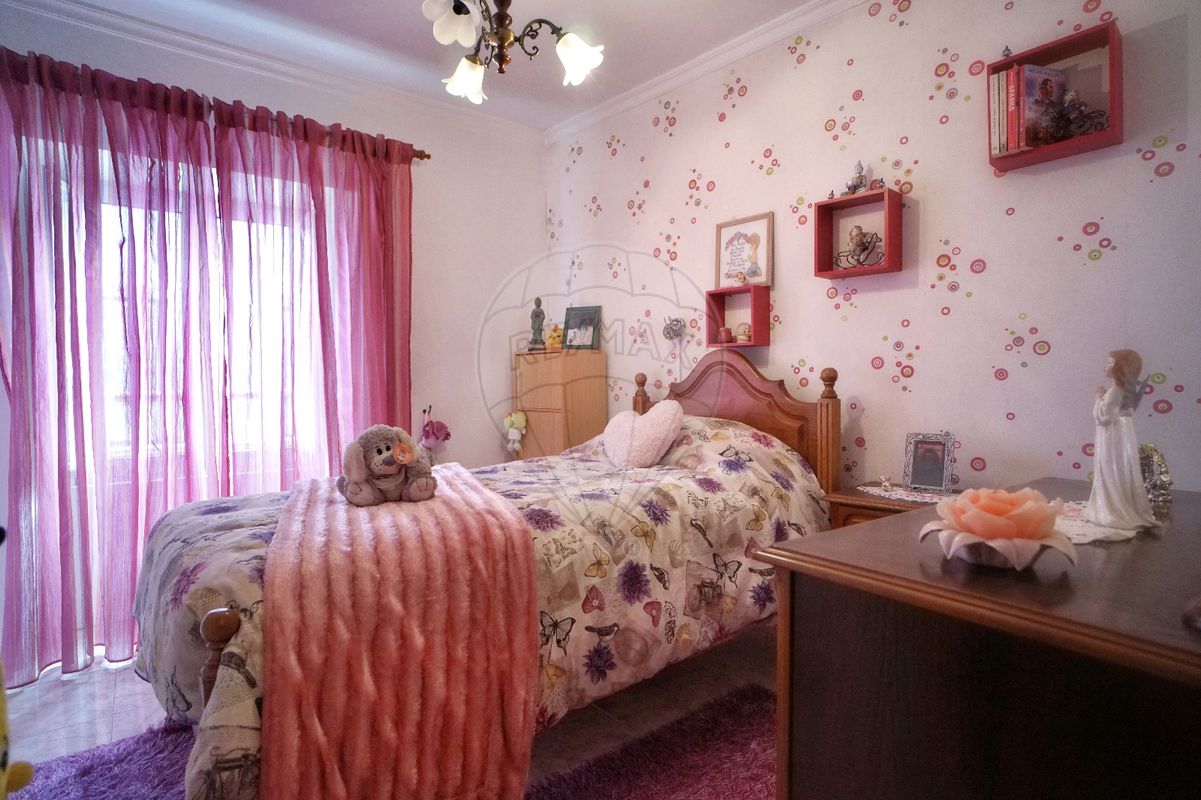 4 bedrooms House in Maiorca, Portugal No. 23736