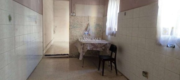 2 Schlafzimmer Maisonette-Wohnung in Hamrun, Malta, Nr. 2097 10