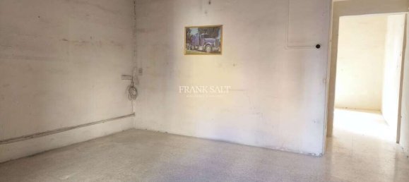 2 Schlafzimmer Maisonette-Wohnung in Hamrun, Malta, Nr. 2097 7