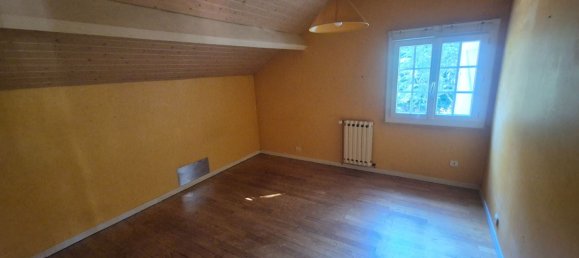 3 bedrooms House in Saint-Cyr-sur-le-Rhone, France No. 195763 6