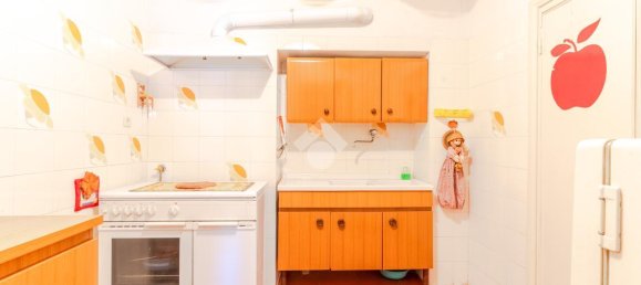 5 rooms Apartment in Vejano, Italy No. 3127 13