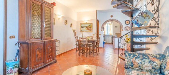 5 rooms Apartment in Vejano, Italy No. 3127 3