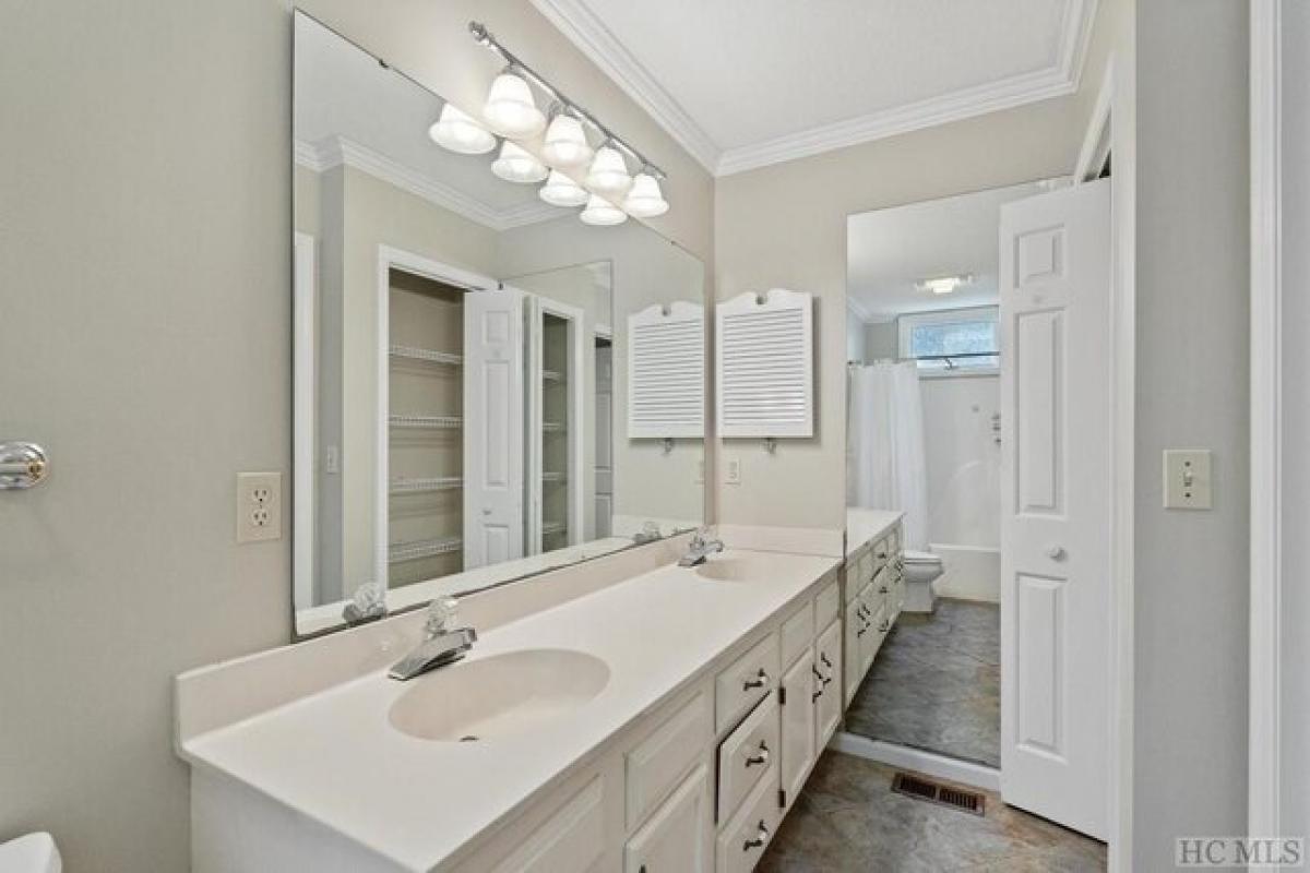 2 Schlafzimmer Haus in Highlands, USA, Nr. 423002