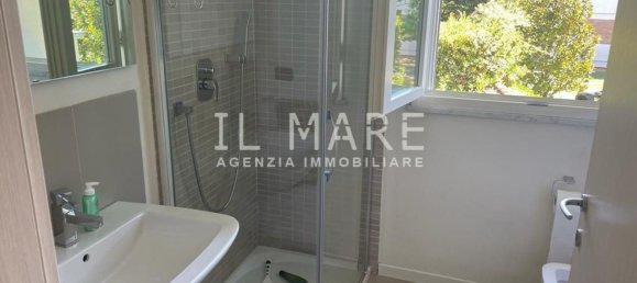 8 rooms Villa in Montignoso, Italy No. 48029 30