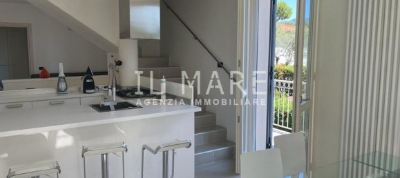 8 rooms Villa in Montignoso, Italy No. 48029 21