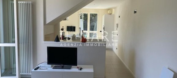 8 rooms Villa in Montignoso, Italy No. 48029 25