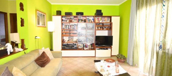 Apartamento de 4 habitaciónes en Volpiano, Italy No. 235472 12